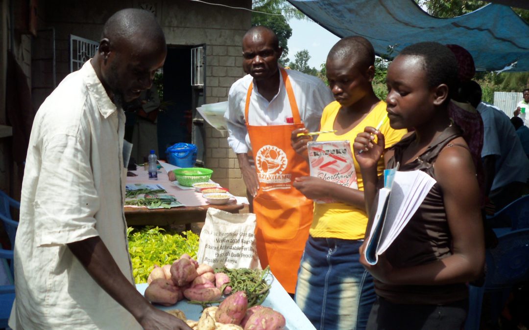 Vincent Atitwa, Community Computer Lab, Munami Village, Western Kenya