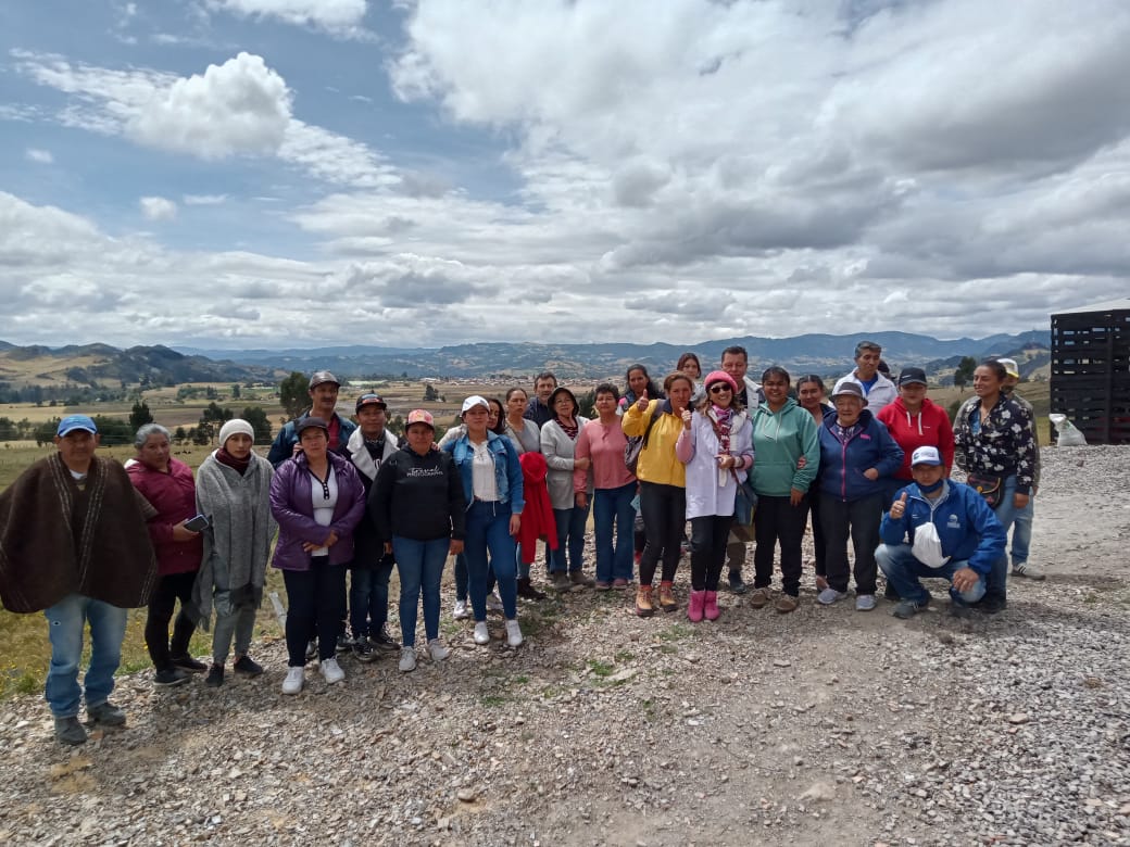 Regenerative Agriculture for a Changing Climate in the Colombian Andes Farmers trained for Regenerative Agriculture for a Changing Climate in the Colombian Andes